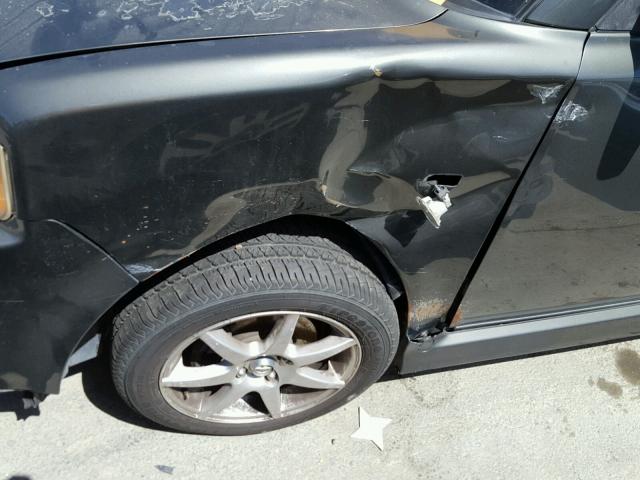 JTLKT334950213041 - 2005 TOYOTA SCION XB GRAY photo 9