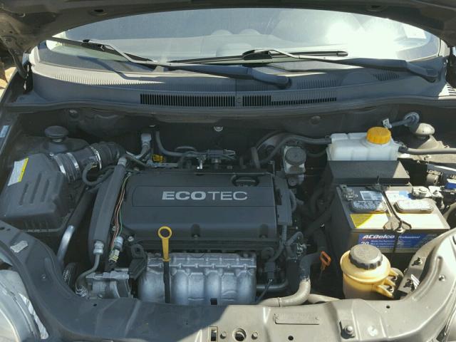 KL1TD66E09B650334 - 2009 CHEVROLET AVEO LS 灰色 照片 7