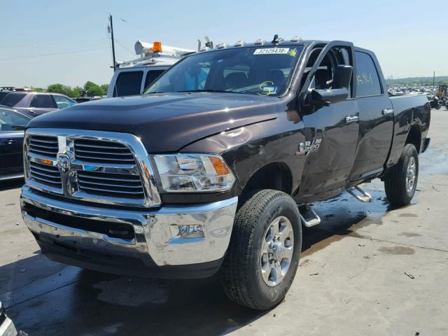 3C6UR5DL6HG763924 - 2017 RAM 2500 SLT BROWN photo 2