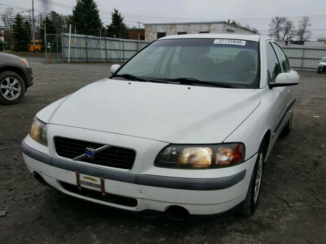 YV1RS61T942353676 - 2004 VOLVO S60 WHITE photo 2