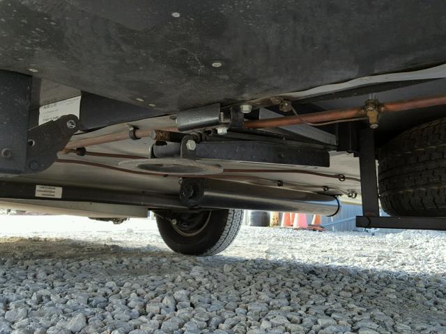 1STCFAA14FJ531568 - 2015 AIRS INTERNATIO 银色 照片 9