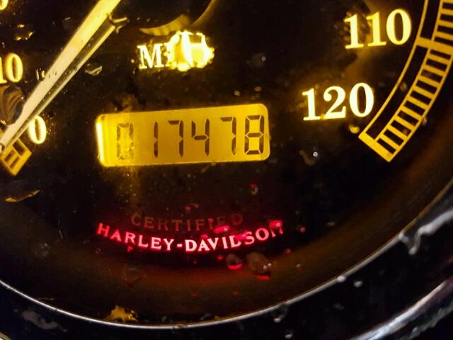 1HD1FCW173Y600829 - 2003 HARLEY-DAVIDSON FLHTCUI BLACK photo 8