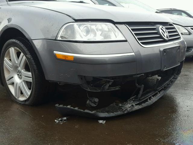 WVWYU63B05E124612 - 2005 VOLKSWAGEN PASSAT GLX 灰色 照片 9
