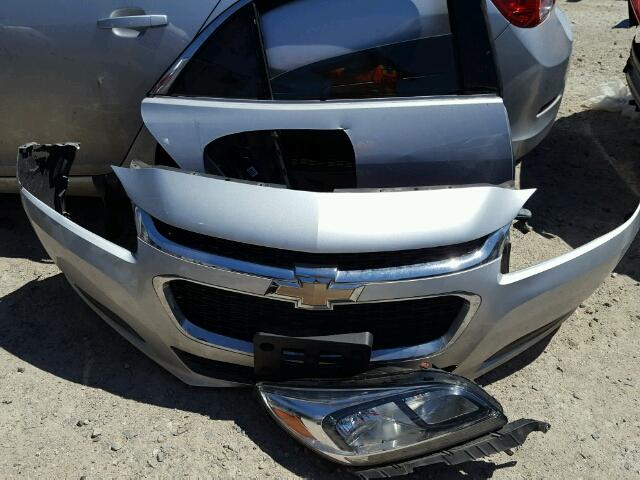 1G11B5SL9FF232372 - 2015 CHEVROLET MALIBU LS ვერცხლისფერი ფოტო 9