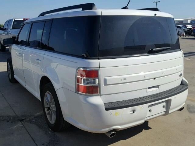 2FMGK5B84GBA17235 - 2016 FORD FLEX SE WHITE photo 3