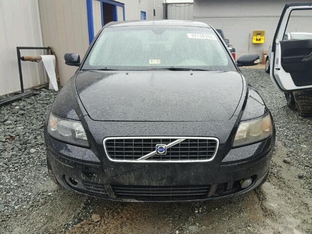 YV1MS682762183859 - 2006 VOLVO S40 T5 BLACK photo 9