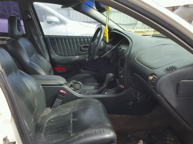1G2WP52K43F114378 - 2003 PONTIAC GRAND PRIX WHITE photo 5