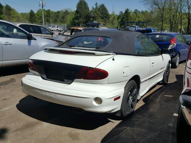 4G2JB32TXYB201835 - 2000 PONTIAC SUNFIRE GT WHITE photo 4