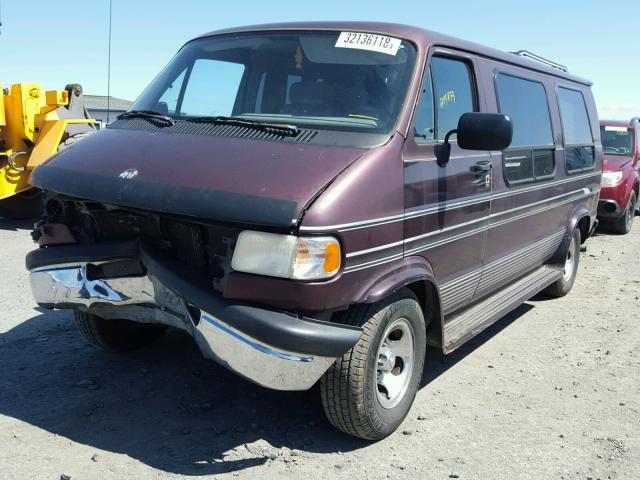 2B6HB21Y9TK100568 - 1996 DODGE RAM VAN B2 MAROON photo 2