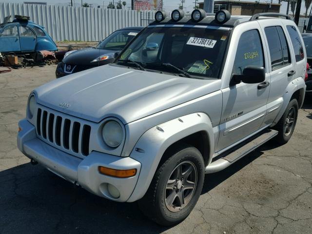 1J8GL38K92W365847 - 2002 JEEP LIBERTY RE SILVER photo 2