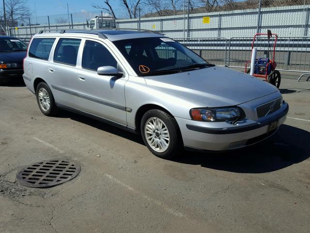 YV1SW64A242393100 - 2004 VOLVO V70 SILVER photo 1