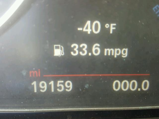 WBA8E5G55GNU19345 - 2016 BMW 320 XI BLUE photo 8