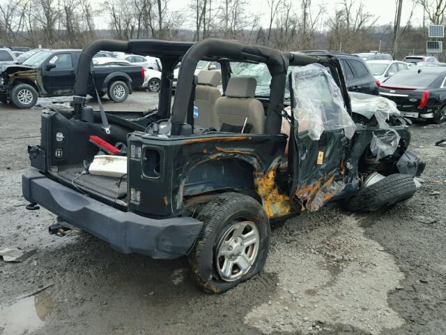 1J4AA2D1XAL196121 - 2010 JEEP WRANGLER S GREEN photo 4
