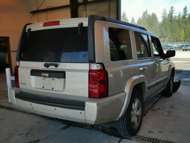 1J8HG48K08C193541 - 2008 JEEP COMMANDER SILVER photo 4