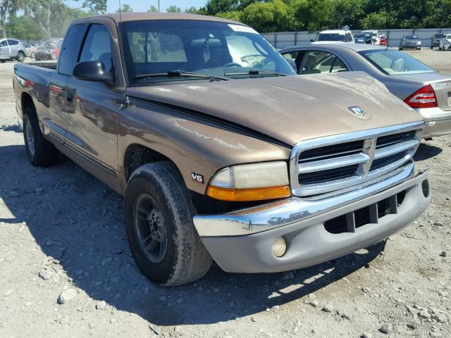 1B7GL22XXYS783209 - 2000 DODGE DAKOTA BROWN photo 1