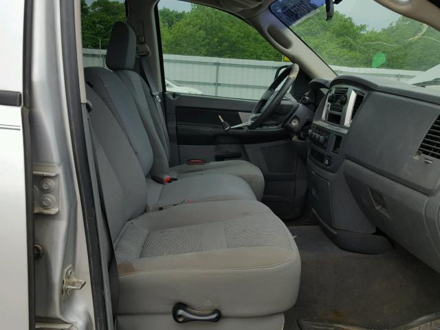 3D7KS28A27G850039 - 2007 DODGE RAM 2500 S SILVER photo 5