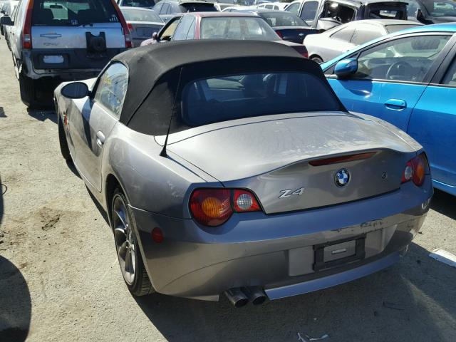 4USBT33574LR67969 - 2004 BMW Z4 2.5 GRAY photo 3