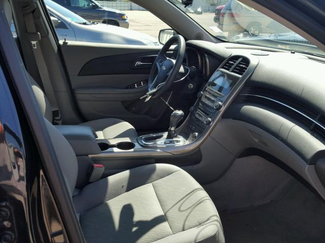 1G11B5SA8DF185038 - 2013 CHEVROLET MALIBU LS შავი ფოტო 5