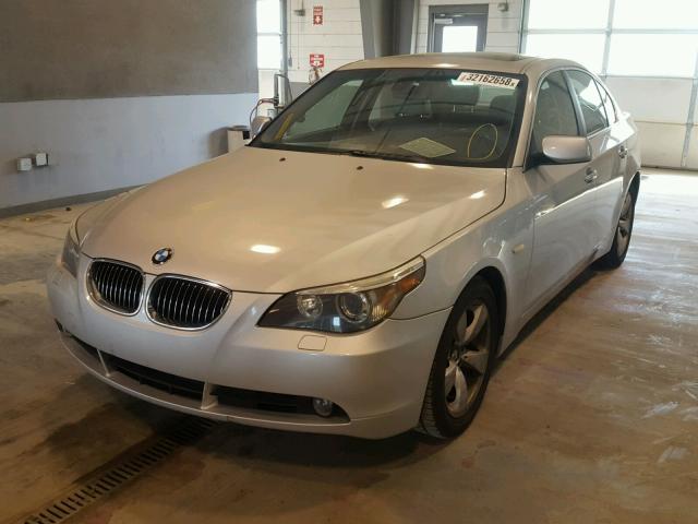 WBANE53566CK88459 - 2006 BMW 525 I SILVER photo 2