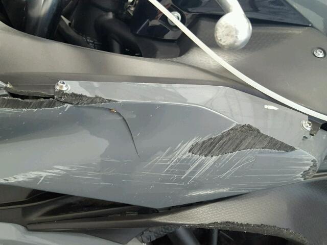 JKAEXEJ18JDA02513 - 2018 KAWASAKI EX650 J ნაცრისფერი ფოტო 11