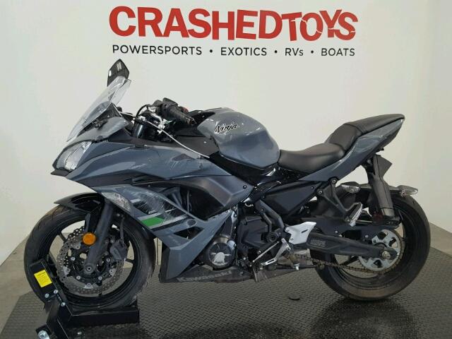 JKAEXEJ18JDA02513 - 2018 KAWASAKI EX650 J ნაცრისფერი ფოტო 3