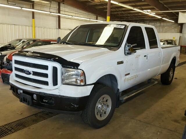 1FTSW21P55ED33643 - 2005 FORD F250 SUPER WHITE photo 2