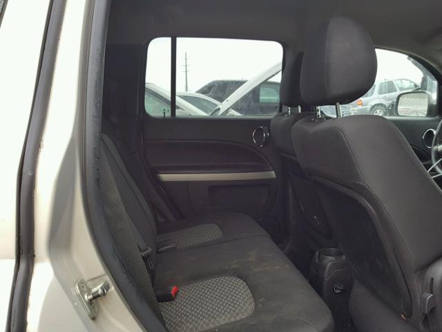 3GNCA13B59S570442 - 2009 CHEVROLET HHR LS Bej foto 6