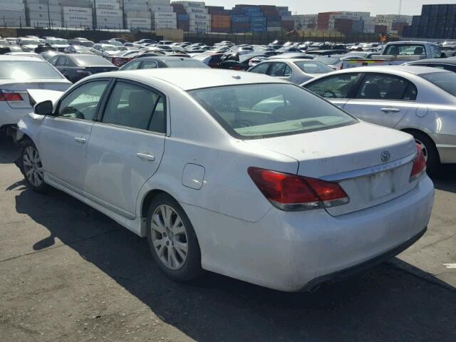 4T1BK3DB0BU415312 - 2011 TOYOTA AVALON BAS Weiß Foto 3