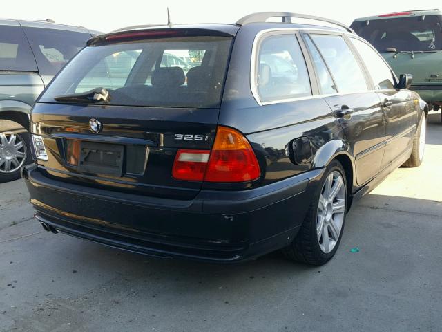 WBAAX13423PJ00176 - 2003 BMW 325 IT BLACK photo 4