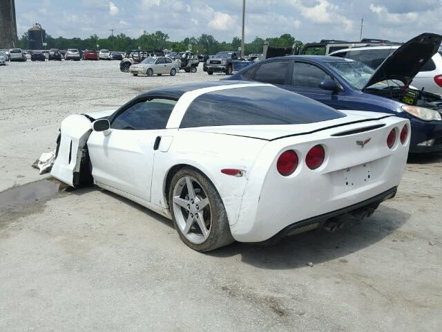 1G1YY26U975105336 - 2007 CHEVROLET CORVETTE WHITE photo 3