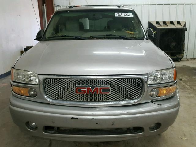 1GKEK63U35J156945 - 2005 GMC YUKON DENA GOLD photo 9