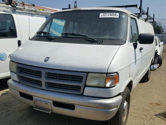 2B7HB21Y5SK521794 - 1995 DODGE RAM VAN B2 WHITE photo 2