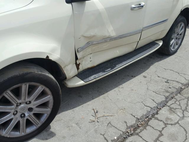 1A8HW58218F102817 - 2008 CHRYSLER ASPEN LIMI 白色 照片 9