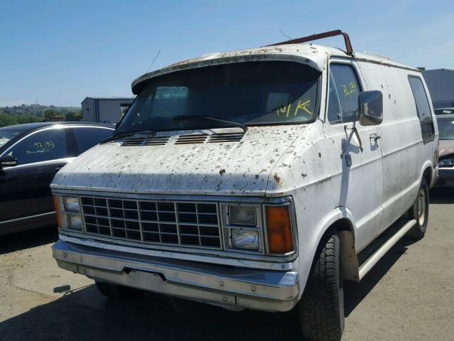 2B6HB23T2DK339270 - 1983 DODGE RAM VAN B2 WHITE photo 2