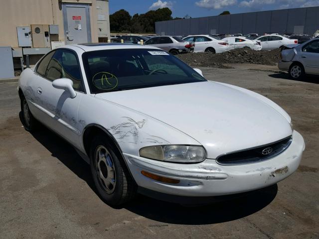 1G4GD2211W4702698 - 1998 BUICK RIVIERA WHITE photo 1