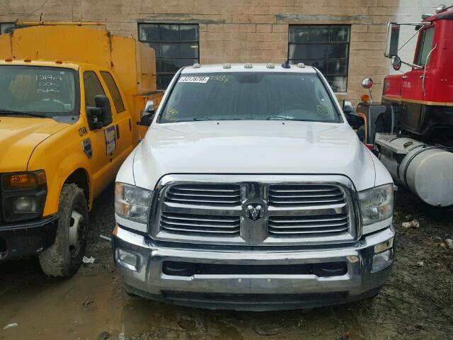 3C63RPHL4EG275102 - 2014 RAM 3500 SLT WHITE photo 9