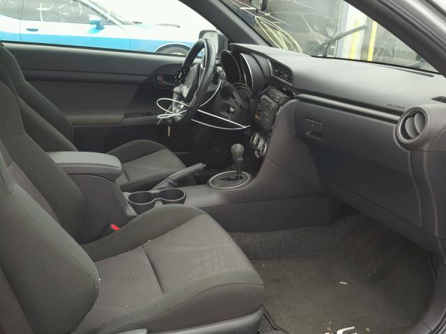 JTKJF5C78C3036524 - 2012 TOYOTA SCION TC 灰色 照片 5