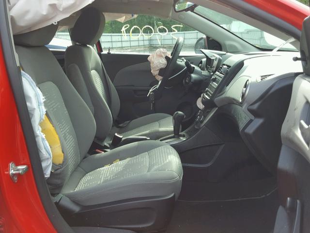 1G1JA5SH6G4163863 - 2016 CHEVROLET SONIC LS 红色 照片 5