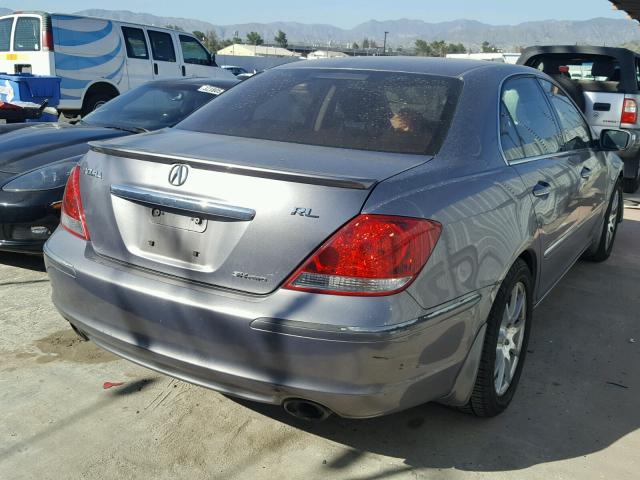 JH4KB16638C004430 - 2008 ACURA RL SILVER photo 4