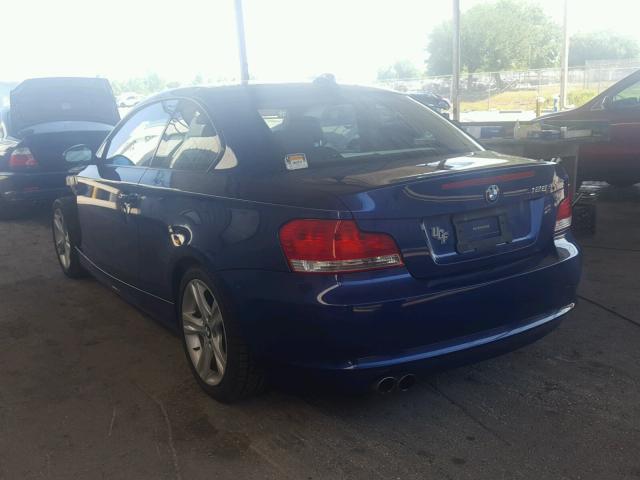 WBAUP73569VK75351 - 2009 BMW 128 I BLUE photo 3