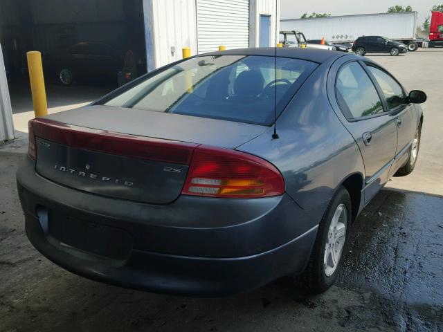 2B3HD56M52H180770 - 2002 DODGE INTREPID E GRAY photo 4