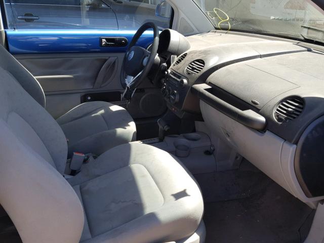 3VWBC21C9XM468804 - 1999 VOLKSWAGEN NEW BEETLE 蓝色 照片 5