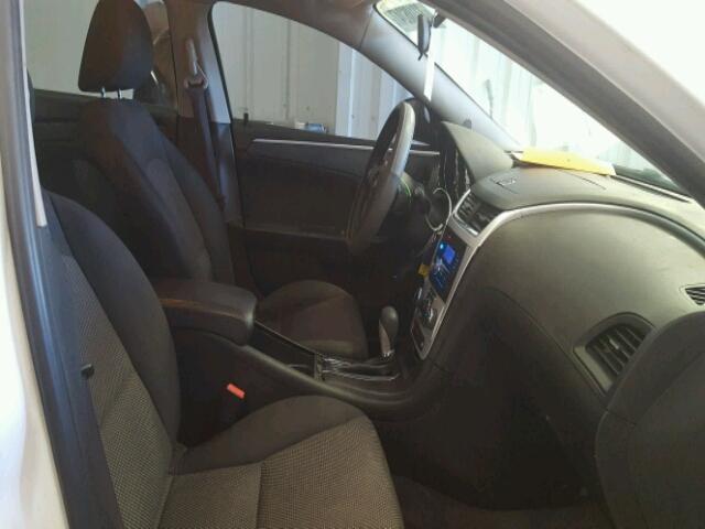 1G1ZC5E00AF191608 - 2010 CHEVROLET MALIBU 1LT 白色 照片 5