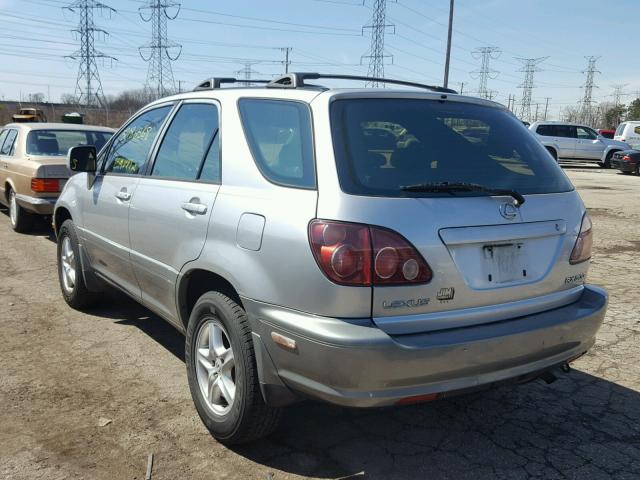 JT6GF10U4Y0046049 - 2000 LEXUS RX 300 SILVER photo 3