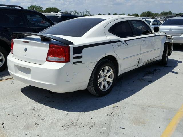 2B3KA43G67H870705 - 2007 DODGE CHARGER SE WHITE photo 4