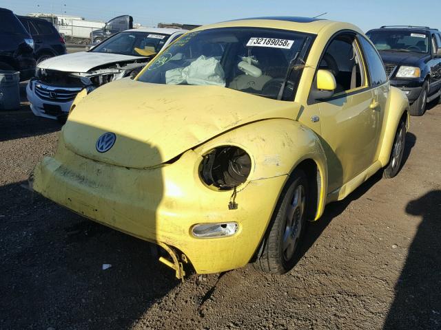 3VWCC21C0YM463240 - 2000 VOLKSWAGEN NEW BEETLE ყვითელი ფოტო 2