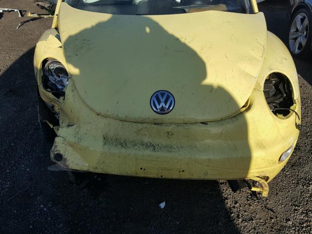 3VWCC21C0YM463240 - 2000 VOLKSWAGEN NEW BEETLE YELLOW photo 7