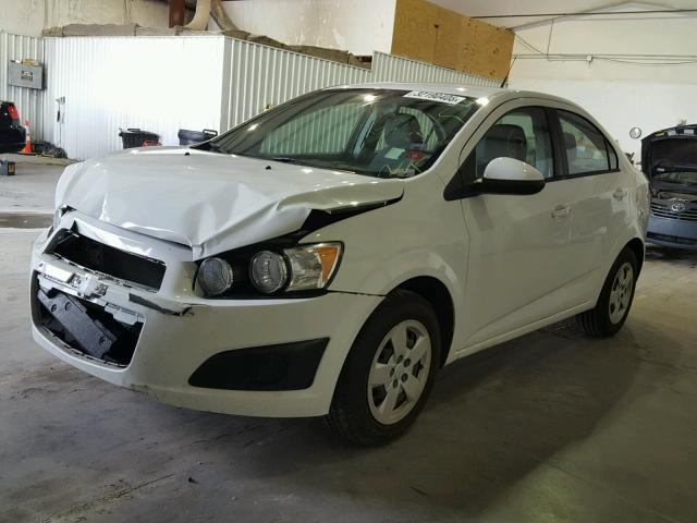 1G1JB5SH1E4119344 - 2014 CHEVROLET SONIC LS 白色 照片 2
