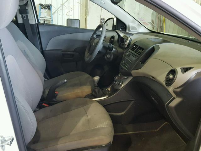 1G1JB5SH1E4119344 - 2014 CHEVROLET SONIC LS 白色 照片 5