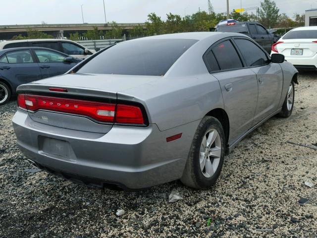 2B3CL3CG5BH532505 - 2011 DODGE CHARGER BLUE photo 4